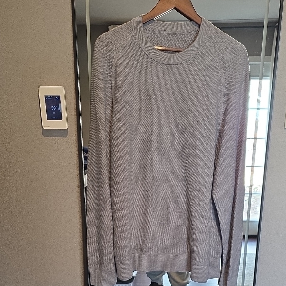 lululemon athletica Men's Light Gray Crewneck Sweater